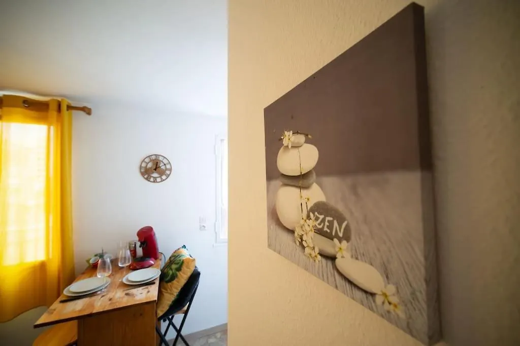 Fully Equipped Apartment Ideal For 2 People Marseille